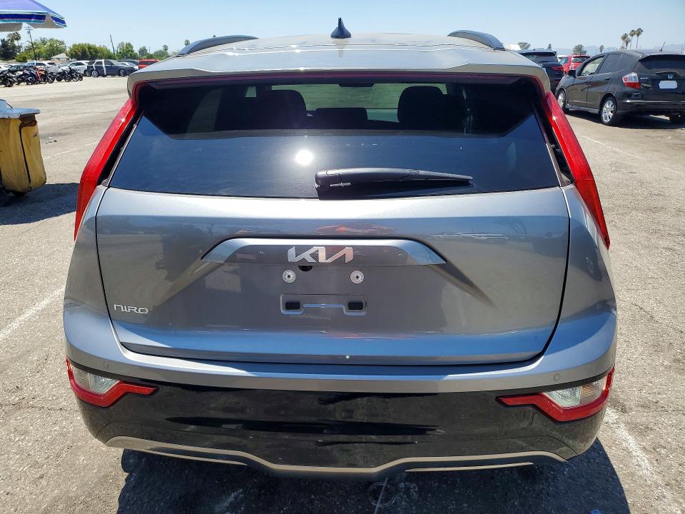 2025 Kia Niro VIN KNDCR3L18S5145429 COPART salvage auction — PARTIAL REPAIR, Ca - Dis/Dlr/Exp Only Clean Title, sold $17,700 on 2026-07-15 (photo 6)