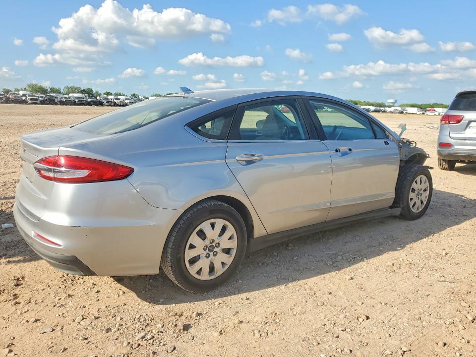 2020 Ford VIN 3FA6P0G74LR188119 COPART salvage auction — FRONT END, Tx - Salvage Vehicle Title, sold $1,350 on 2026-07-09 (photo 3)