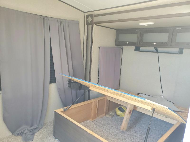 2019 Keystone Springdale VIN 4YDT38B26K3101494 COPART salvage auction — HAIL, TX - SALVAGE VEHICLE TITLE, sold $8,200 on 2026-08-20 (photo 8)