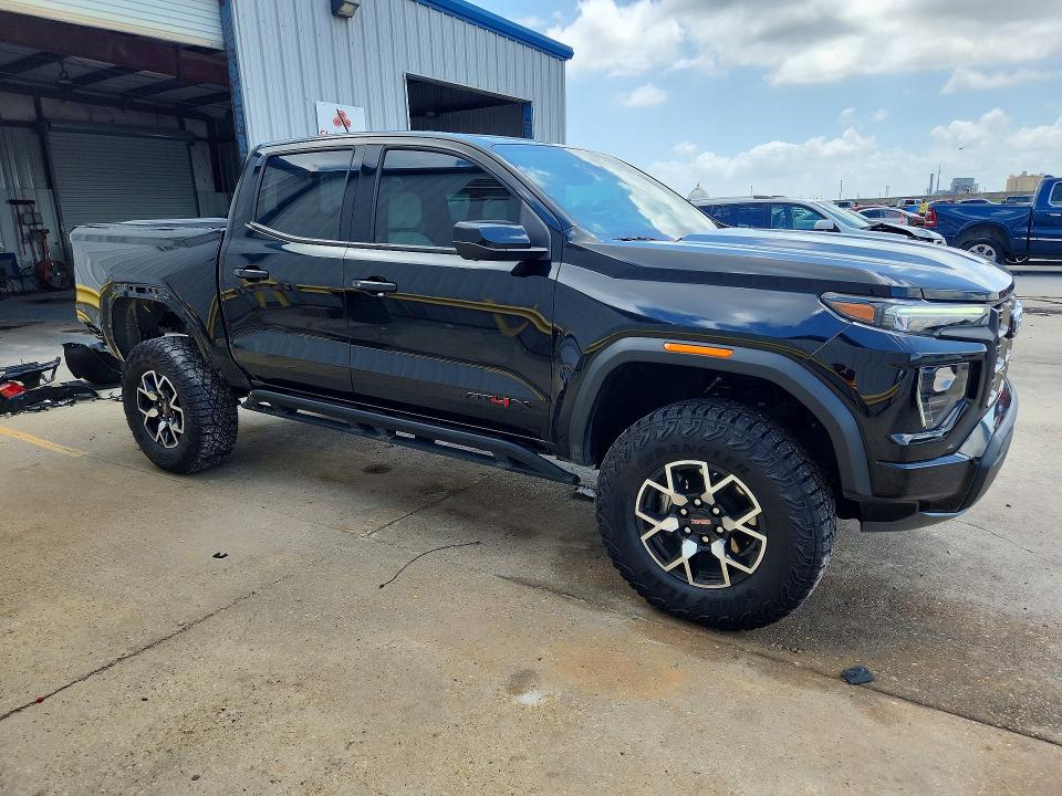 2025 Gmc Canyon VIN 1GTP2DEK2S1154586 COPART salvage auction — REAR END, La - Cert Of Title-Salvage, sold $29,000 on 2026-08-19 (photo 4)