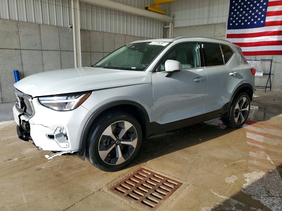 2025 Volvo XC40 VIN YV4L12UJ7S2465341 COPART salvage auction — Front End, CA - CERTIFICATE OF TITLE, sold $8,700 on 2026-07-07 (photo 1)