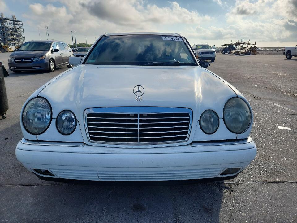 1999 Mercedes-benz E-class VIN WDBJF65H9XA946282 COPART salvage auction — SIDE, La - Cert Of Title-Salvage, sold $375 on 2026-07-15 (photo 5)