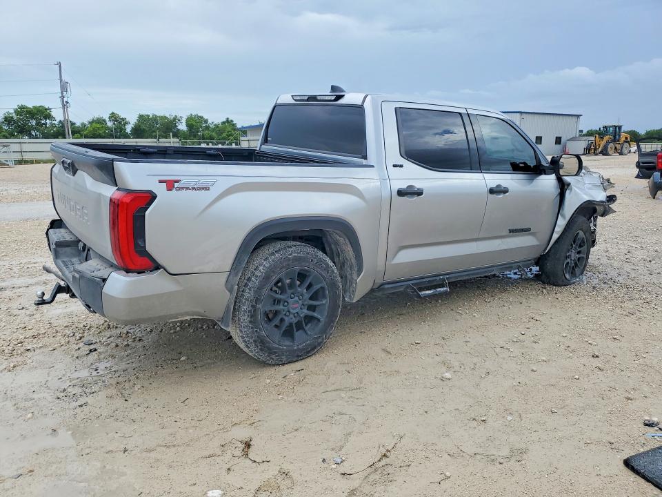 2022 Toyota Tundra VIN 5TFLA5AB2NX015590 COPART salvage auction — FRONT END, Tx - Salvage Vehicle Title, sold $11,200 on 2026-07-16 (photo 3)