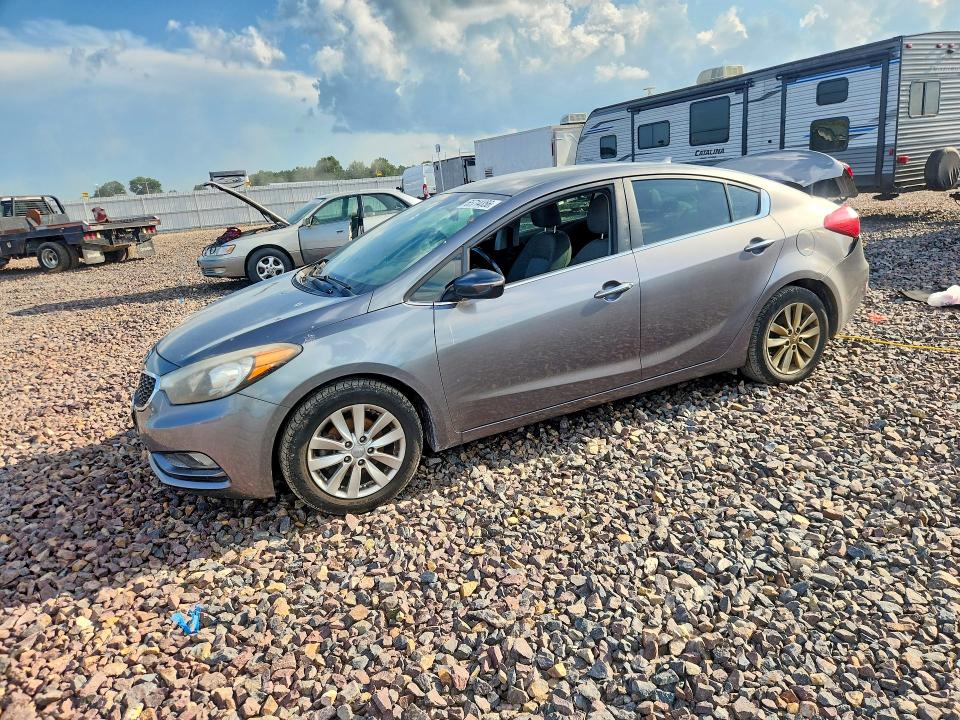 2015 Kia Forte VIN KNAFX4A82F5268400 COPART salvage auction — REAR END, Mo - Salvage Certificate Of Title, sold $625 on 2026-07-08 (photo 1)