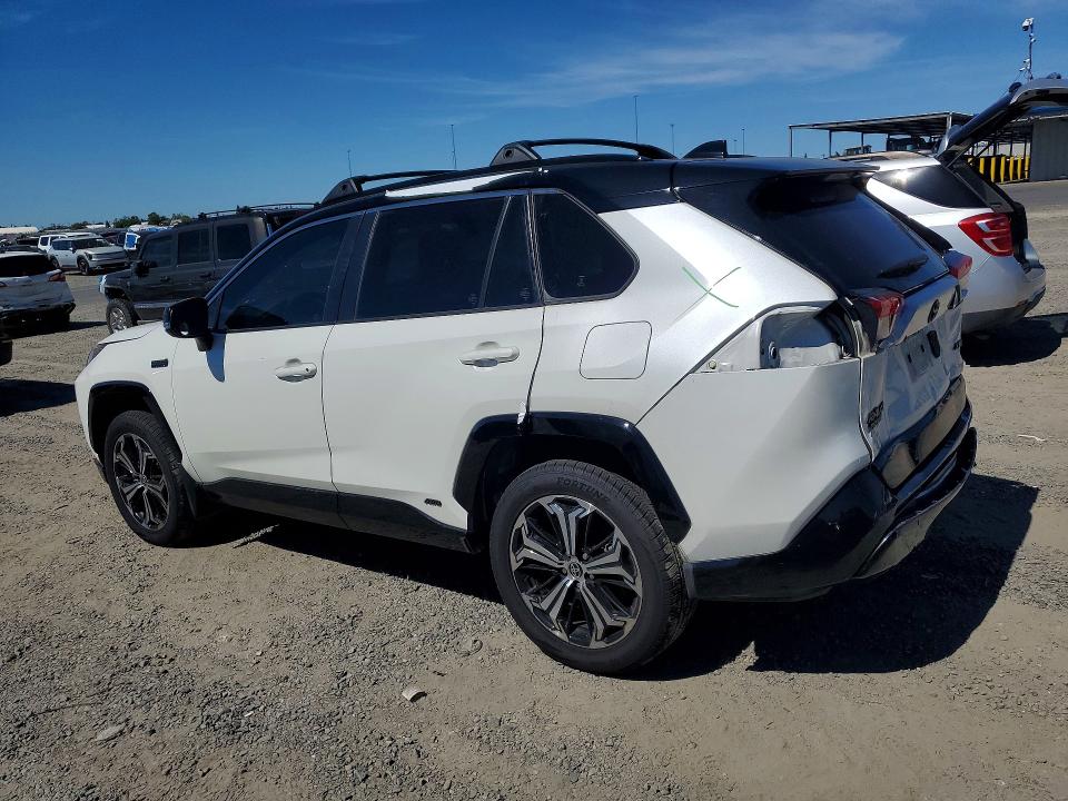 2022 Toyota Rav 4 VIN JTMEB3FV6ND106313 COPART salvage auction — REAR END, Ca - Salvage Certificate, sold $12,600 on 2026-07-07 (photo 2)