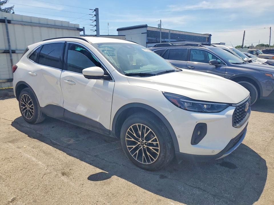 2023 Ford Escape VIN 1FMCU0E17PUA42988 COPART salvage auction — SIDE, Oh - Certificate Of Title, sold $12,700 on 2026-07-09 (photo 4)