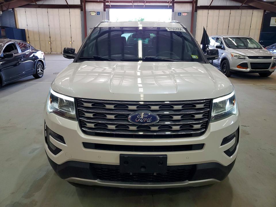 2016 Ford Explorer VIN 1FM5K8D86GGA09085 COPART salvage auction — MINOR DENT/SCRATCHES, Vt - Certificate Of Title, sold $3,650 on 2026-07-03 (photo 5)