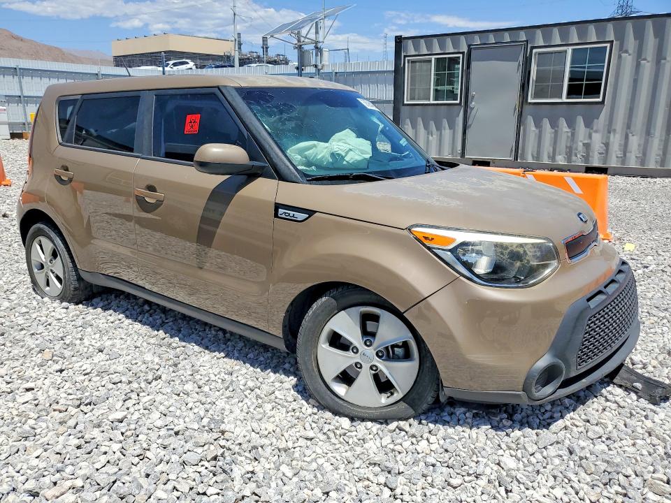 2016 Kia Soul VIN KNDJN2A24G7332820 COPART salvage auction — SIDE, Nv - Salvage Title, sold $275 on 2026-07-08 (photo 4)