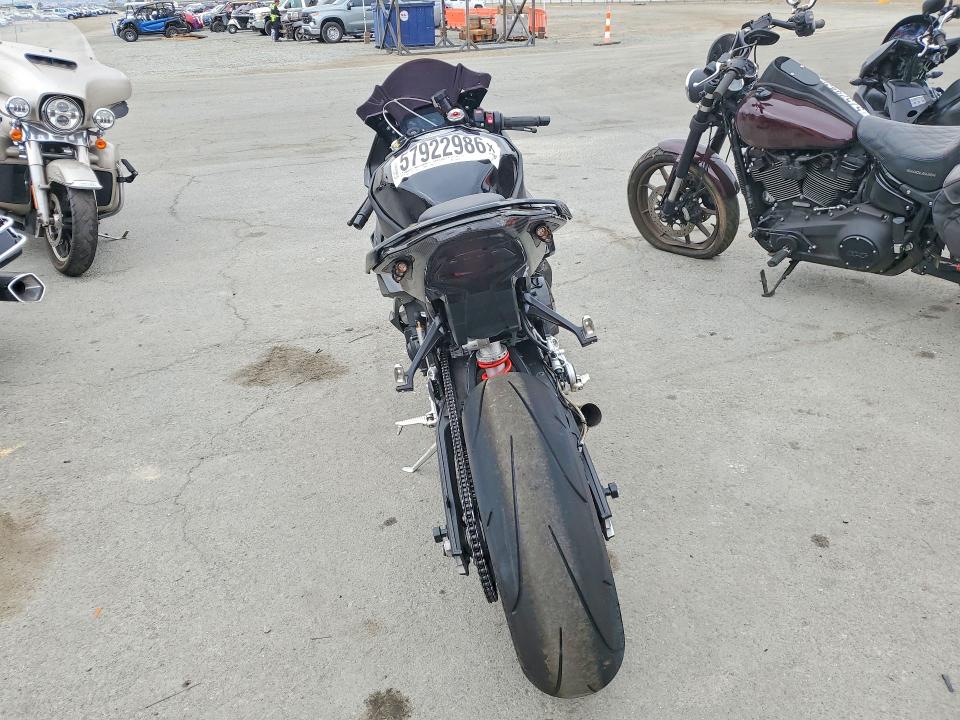 2025 BMW S 1000 VIN WB10P2308S6L33014 COPART salvage auction — SIDE, CA - SALVAGE CERTIFICATE, sold $15,200 on 2026-07-27 (photo 4)