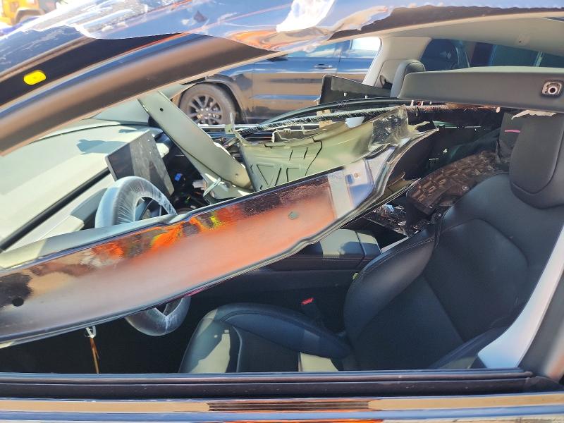 2026 Tesla Model y VIN 7SAYGDEE1TF413984 COPART salvage auction — ALL OVER, CO - SALVAGE TITLE, sold $14,800 on 2026-07-29 (photo 7)