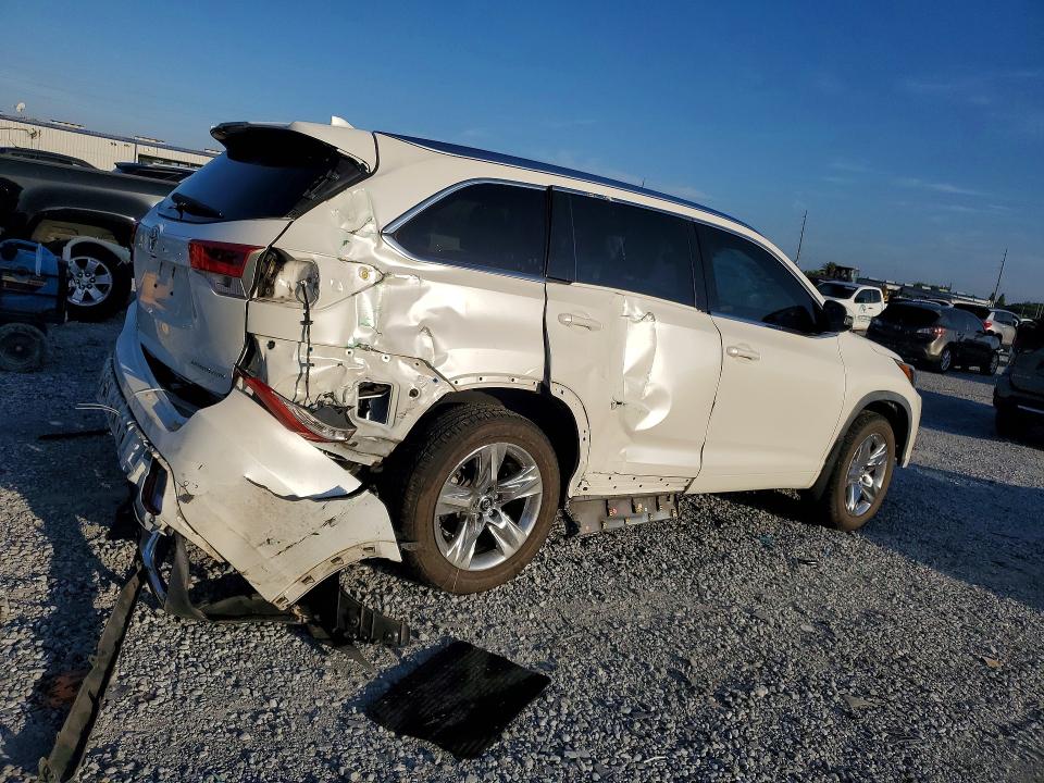 2019 Toyota Highlander VIN 5TDDZRFH4KS736609 COPART salvage auction — REAR END, Fl - Cert Of Title Slvg Rebuildable, sold $7,400 on 2026-07-06 (photo 3)