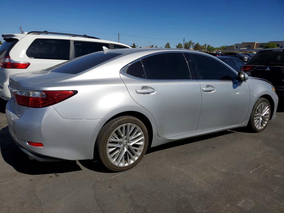 2013 Lexus VIN JTHBK1GG5D2023942 COPART salvage auction — FRONT END, Nv - Certificate Of Title, sold $3,350 on 2026-07-20 (photo 3)