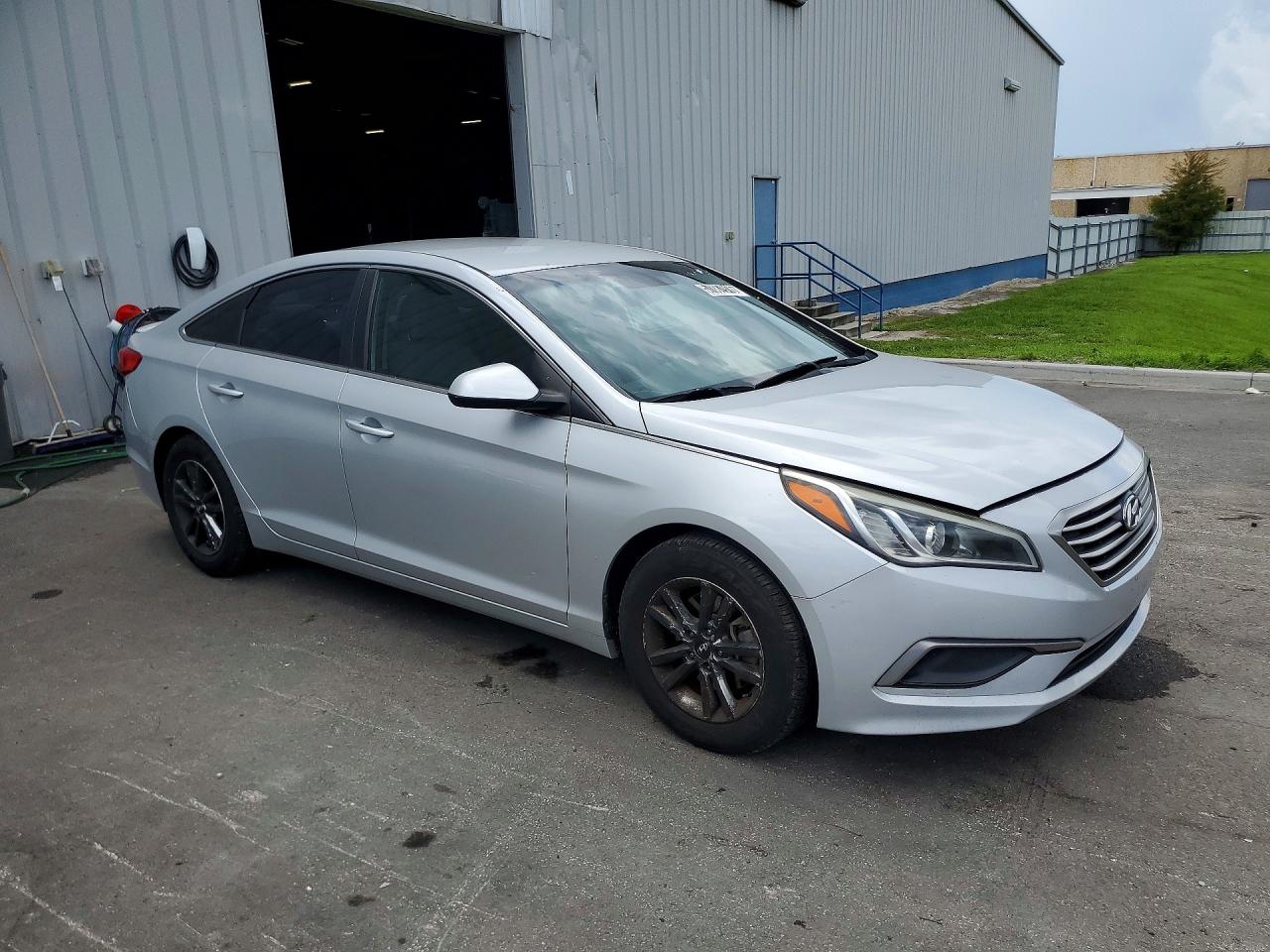 2016 Hyundai Sonata VIN 5NPE24AF4GH267374 COPART salvage auction — Minor Dent/Scratches, FL - CERTIFICATE OF TITLE, sold $1,000 on 2026-07-09 (photo 4)