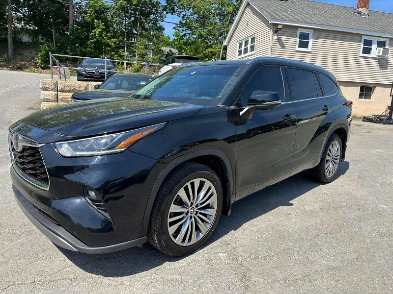 2023 Toyota Highlander VIN 5TDKDRAH8PS508181 COPART salvage auction — MINOR DENT/SCRATCHES, OH - CERTIFICATE OF TITLE, sold $29,000 on 2026-07-17 (photo 1)