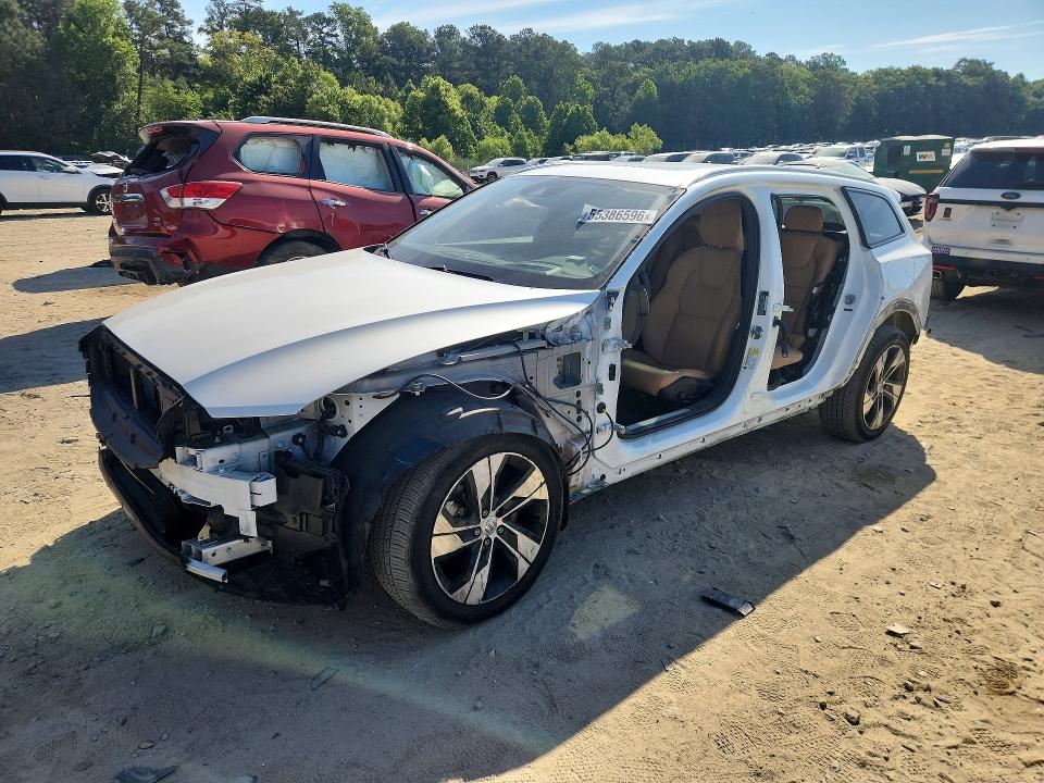 2020 Volvo V60 VIN YV4102WK6L1037932 COPART salvage auction — SIDE, Md - Cert Of Salvage > 75% Damage, sold $6,000 on 2026-07-07 (photo 1)