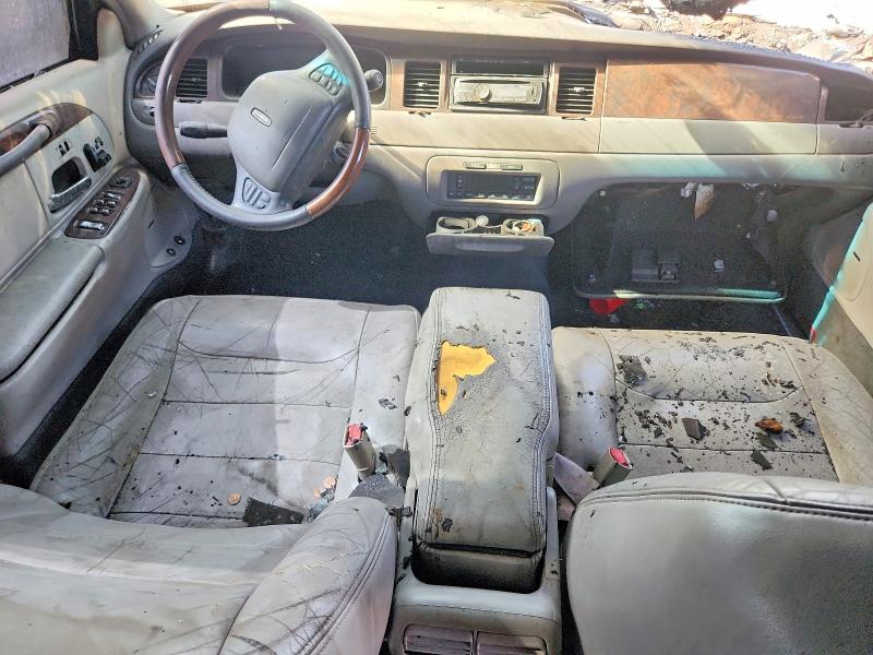 1998 Lincoln TOWN CAR VIN 1LNFM82W9WY669730 COPART salvage auction — ENGINE BURN, Nv - Non-Repairable Vehicle Cert, sold $125 on 2026-07-08 (photo 8)