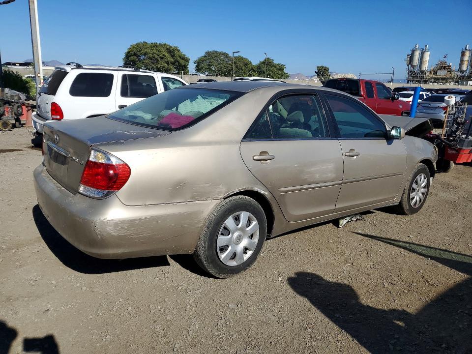 2005 Toyota Camry VIN 4T1BE32K45U027062 COPART salvage auction — FRONT END, Ca - Cert Of Title-Salvaged, sold $350 on 2026-07-02 (photo 3)
