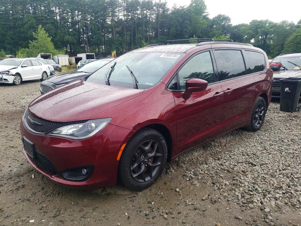 2020 Chrysler VIN 2C4RC1BG1LR251022 COPART salvage auction — MINOR DENT/SCRATCHES, Ma - Certificate Of Title (P), sold $3,900 on 2026-07-24 (photo 1)