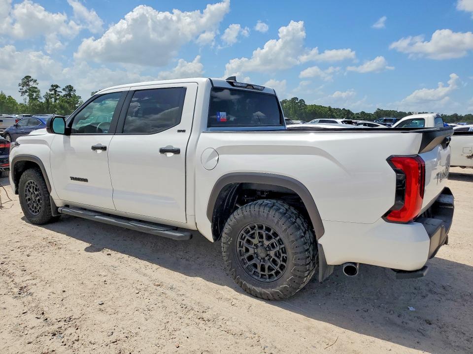 2026 Toyota Tundra VIN 5TFLA5AB5TX053070 COPART salvage auction — FRONT END, TX - SALVAGE VEHICLE TITLE, sold $27,750 on 2026-07-02 (photo 2)