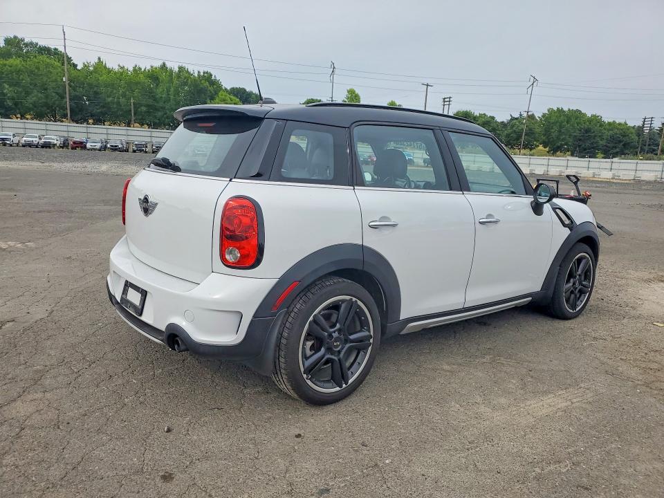 2015 Mini VIN WMWZC5C56FWP43509 COPART salvage auction — SIDE, Or - Salvage Title Certificate, sold $1,150 on 2026-08-17 (photo 3)