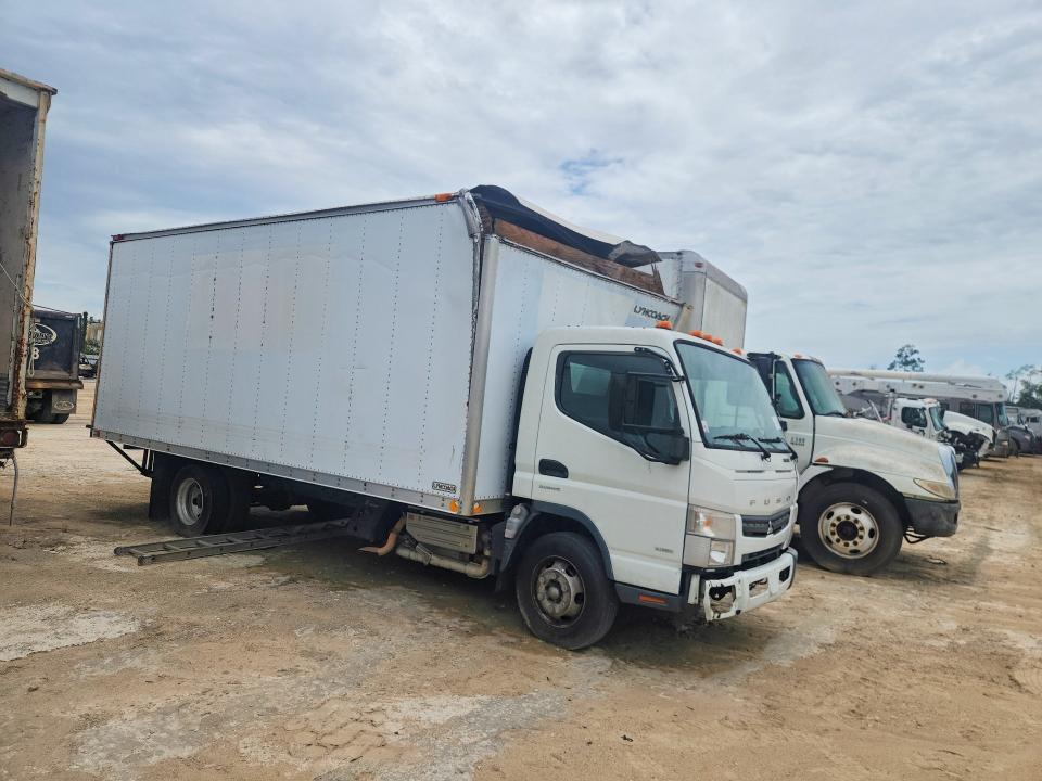 2017 Mitsubishi Fuso VIN JL6BNH1AXHK005617 COPART salvage auction — ROLLOVER, SC - CERTIFICATE OF TITLE, sold $300 on 2026-07-09 (photo 4)