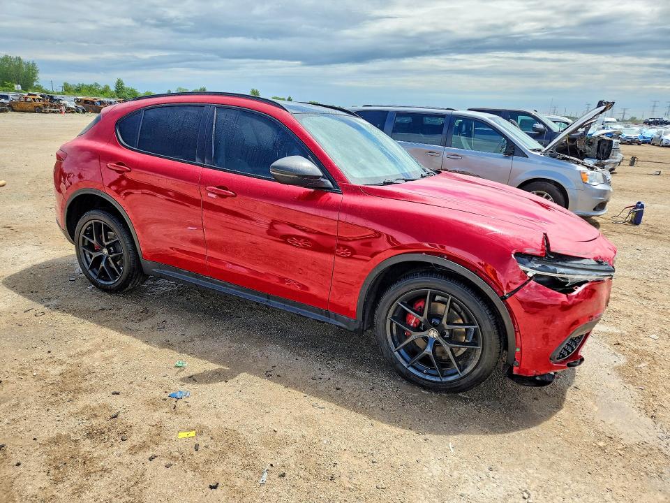 2019 Alfa romeo VIN ZASPAKAN2K7C42419 COPART salvage auction — FRONT END, Il - Salvage Certificate, sold $975 on 2026-07-28 (photo 4)