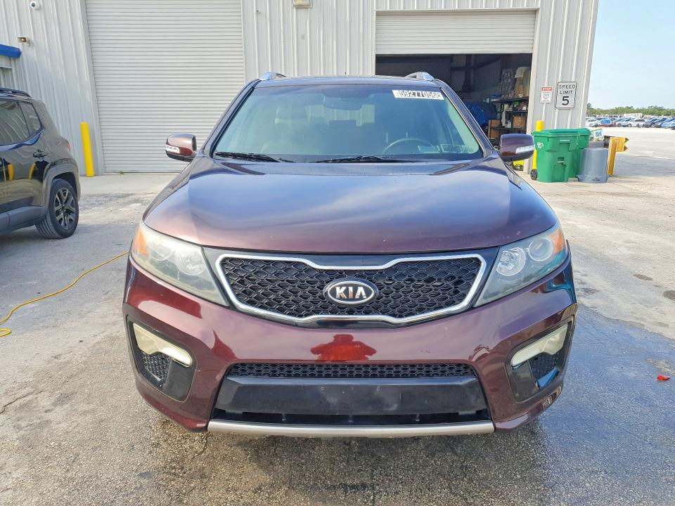 2012 Kia Sorento VIN 5XYKW4A24CG295830 COPART salvage auction — MINOR DENT/SCRATCHES, Fl - Certificate Of Title, sold $600 on 2026-07-30 (photo 5)