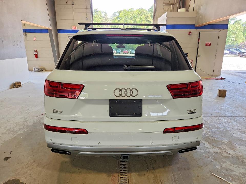 2018 Audi Q7 VIN WA1LAAF76JD038308 COPART salvage auction — HAIL, Va - Certificate Of Title, sold $6,800 on 2026-07-17 (photo 6)