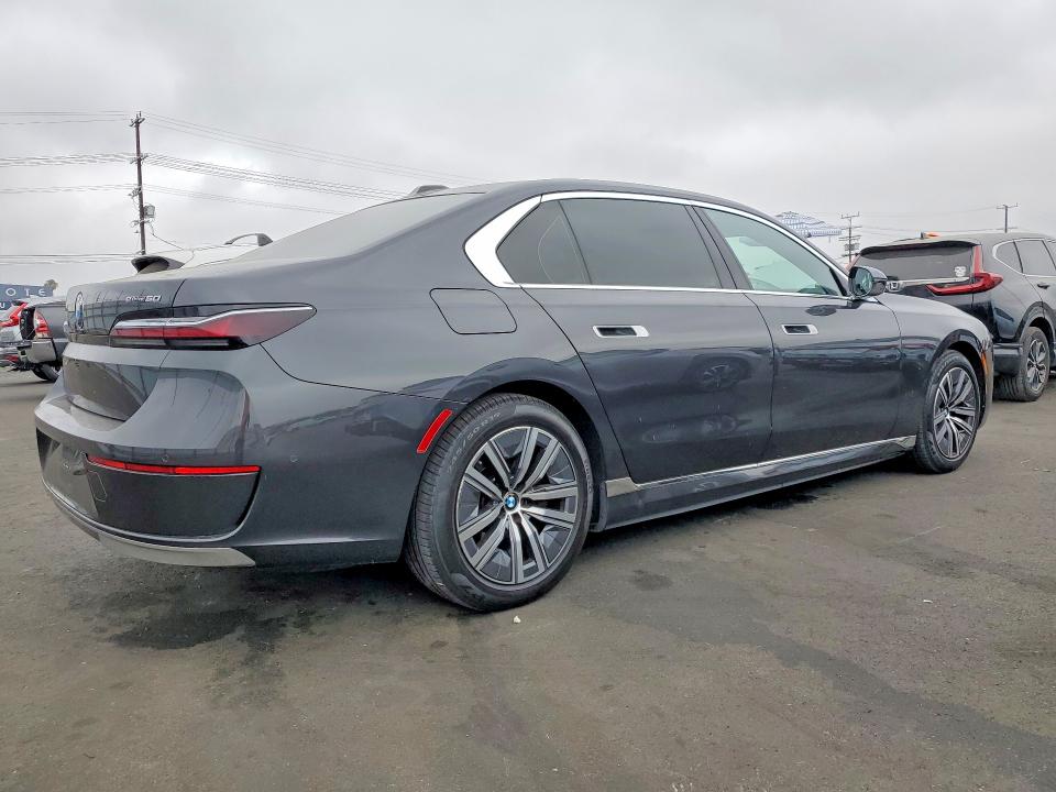2024 BMW I7 VIN WBY43EJ06RCR73186 COPART salvage auction — MINOR DENT/SCRATCHES, Ca - Salvage Certificate, sold $43,000 on 2026-08-03 (photo 3)