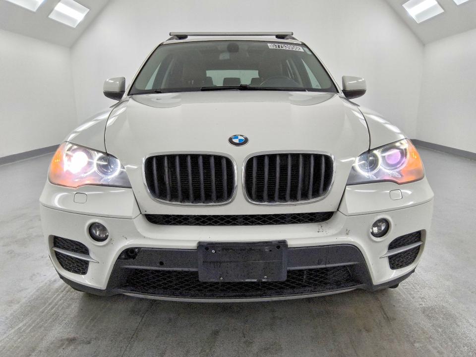 2012 BMW X5 VIN 5UXZV4C5XCL766455 COPART salvage auction — MINOR DENT/SCRATCHES, Ca - Certificate Of Title, sold $1,300 on 2026-07-30 (photo 5)