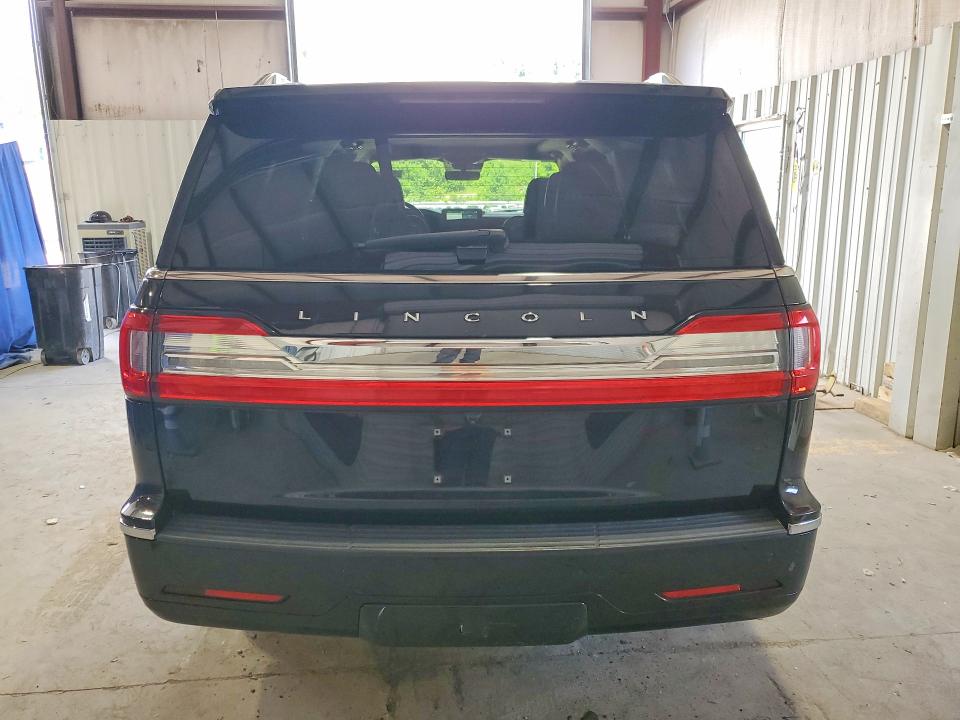 2019 Lincoln Navigator VIN 5LMJJ3LT5KEL11740 COPART salvage auction — MINOR DENT/SCRATCHES, Wv - Certificate Of Title, sold $12,800 on 2026-07-21 (photo 6)