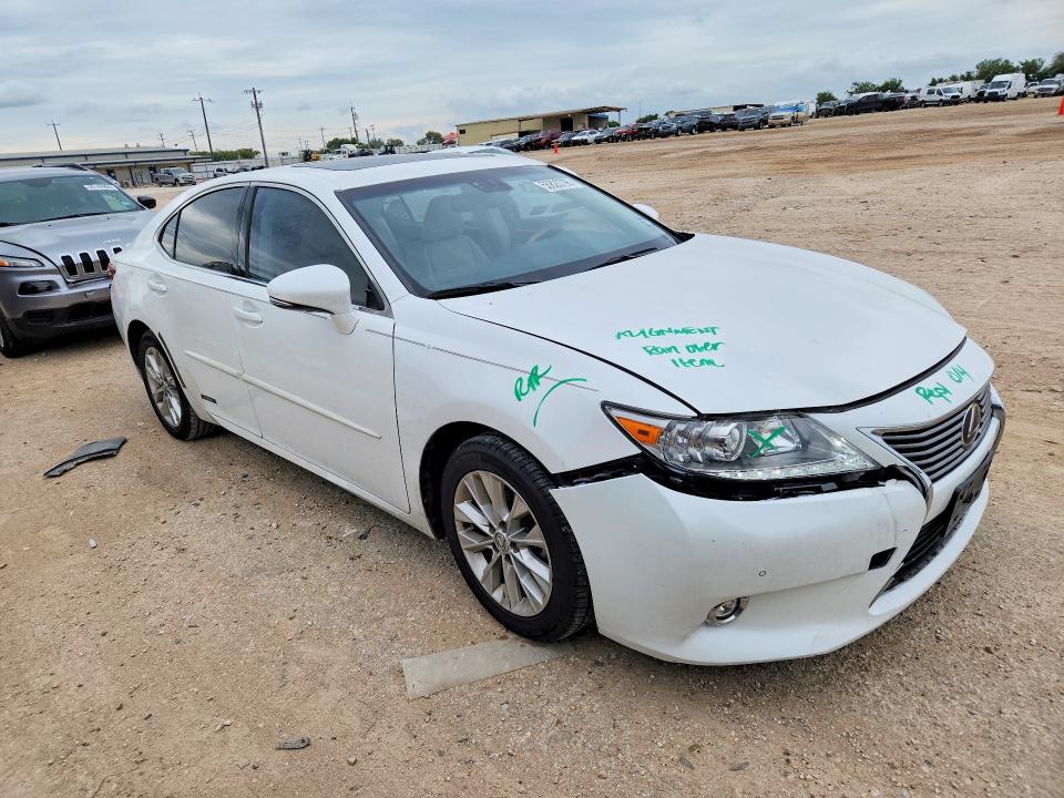 2014 Lexus ES VIN JTHBW1GG7E2055510 COPART salvage auction — FRONT END, Tx - Salvage Vehicle Title, sold $1,850 on 2026-07-23 (photo 4)