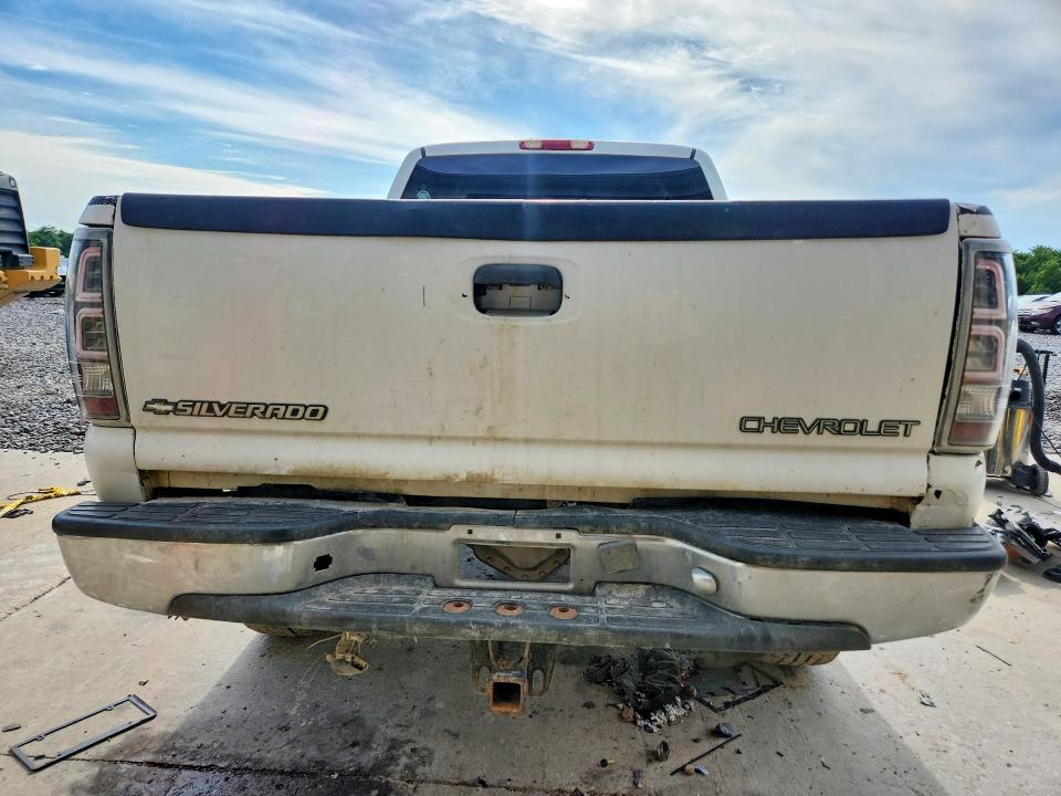 2001 Chevrolet Silverado VIN 1GCHK29U61E235912 COPART salvage auction — FRONT END, Mo - Salvage Certificate Of Title, sold $300 on 2026-07-28 (photo 6)