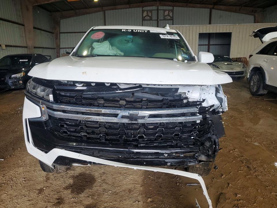 2023 Chevrolet VIN 1GBSCLED4PR299449 COPART salvage auction — FRONT END, Tx - Certificate Of Title, sold $7,600 on 2026-07-09 (photo 5)