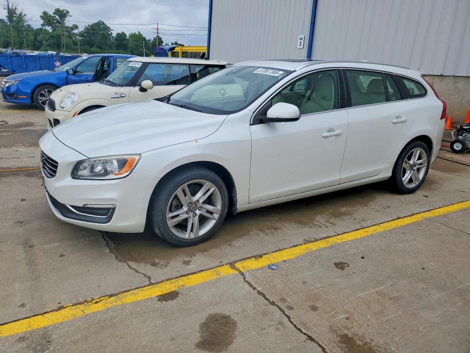 2015 Volvo VIN YV126MEB3F1208122 COPART salvage auction — SIDE, Ky - Cert Of Title-Salvage, sold $225 on 2026-07-22 (photo 1)