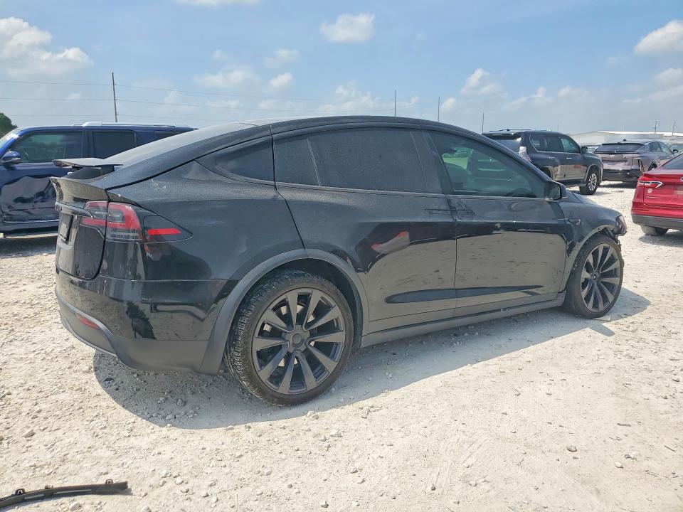 2022 Tesla VIN 7SAXCBE5XNF359177 COPART salvage auction — FRONT END, Tx - Salvage Vehicle Title, sold $300 on 2026-07-23 (photo 3)
