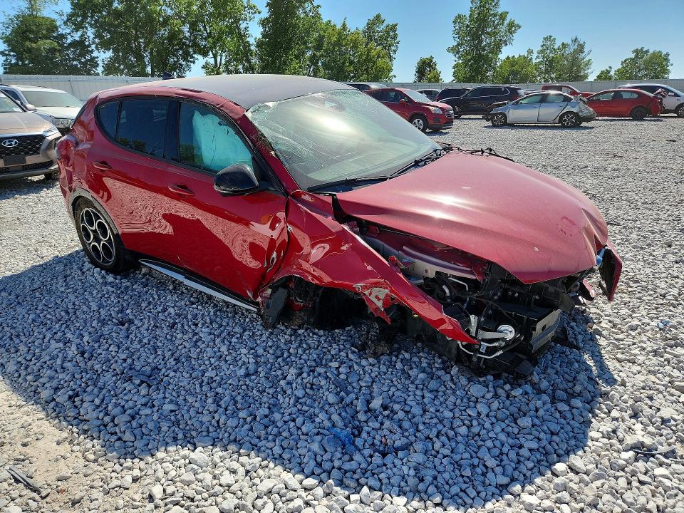 2024 Alfa romeo VIN ZASPATCWXR3031642 COPART salvage auction — FRONT END, Mi - Scrap Certificate Of Title, sold $650 on 2026-07-30 (photo 4)