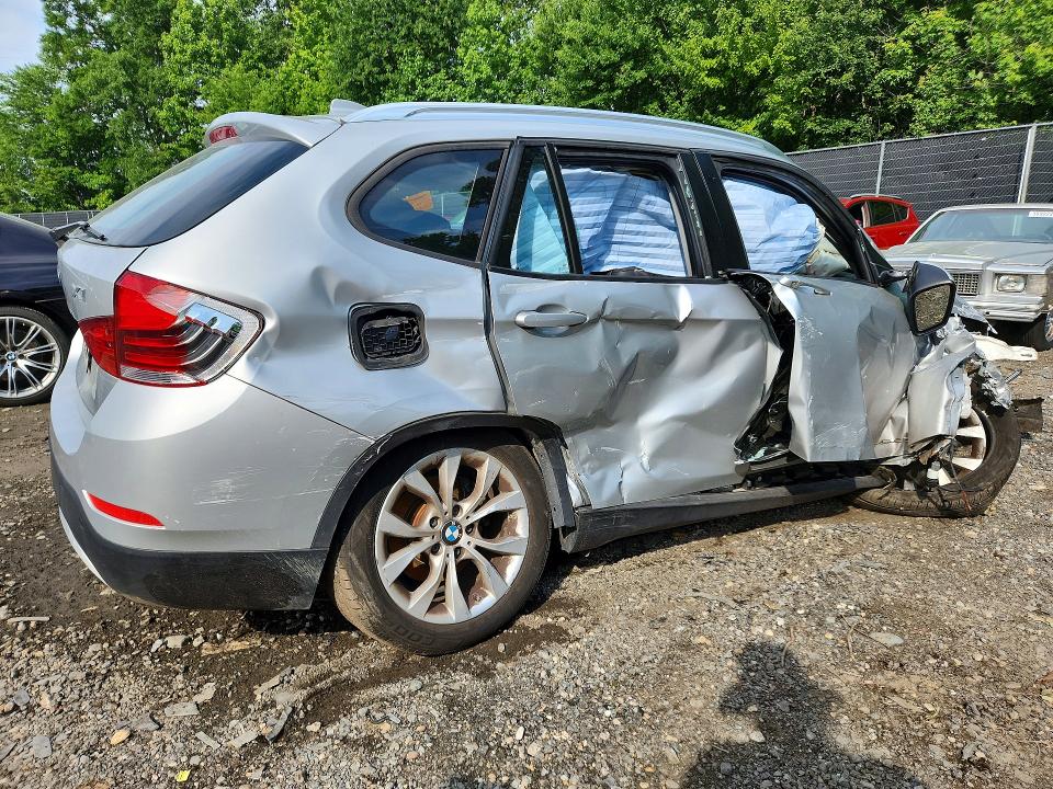 2014 BMW X1 VIN WBAVL1C54EVY15125 COPART salvage auction — FRONT END, Md - Cert Of Salvage > 75% Damage, sold $275 on 2026-07-31 (photo 3)