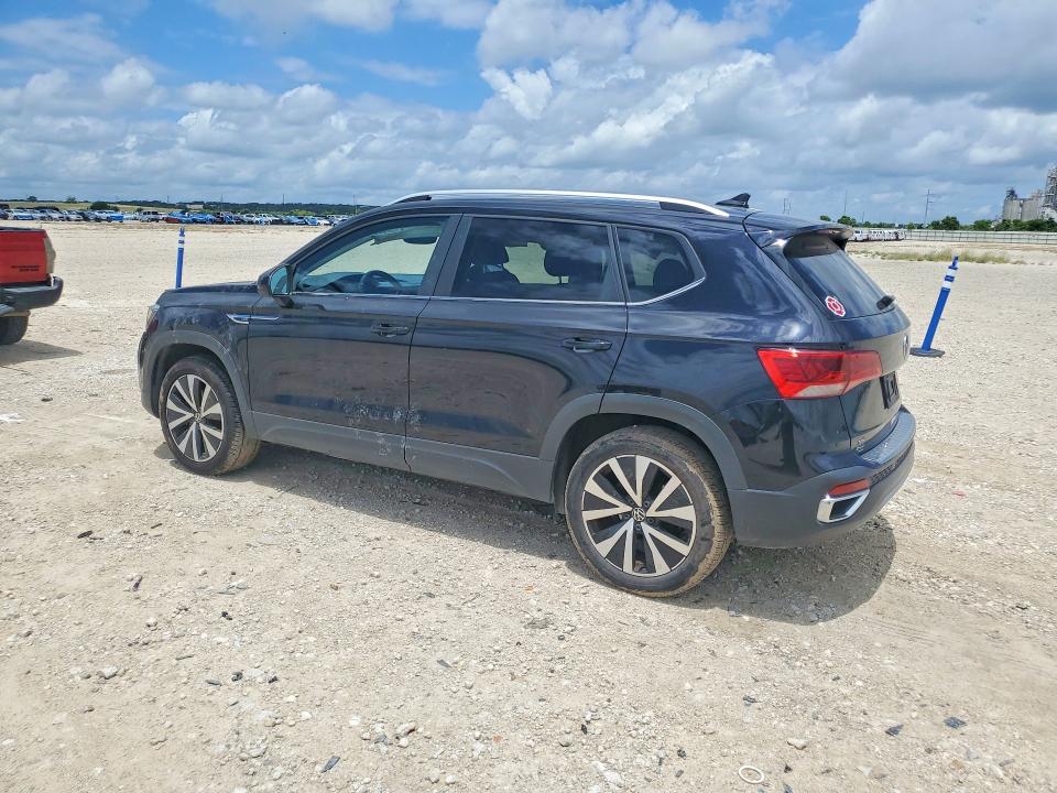 2022 Volkswagen Taos VIN 3VVLX7B29NM096720 COPART salvage auction — SIDE, TX - SALVAGE VEHICLE TITLE (P), sold $7,900 on 2026-07-16 (photo 2)