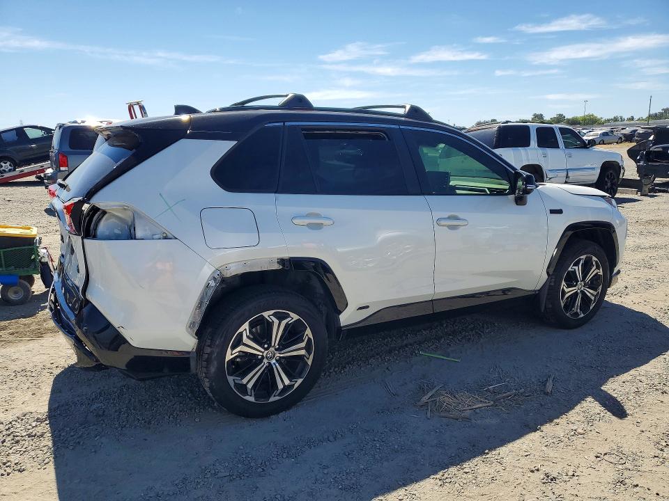 2022 Toyota Rav 4 VIN JTMEB3FV6ND106313 COPART salvage auction — REAR END, Ca - Salvage Certificate, sold $12,600 on 2026-07-07 (photo 3)