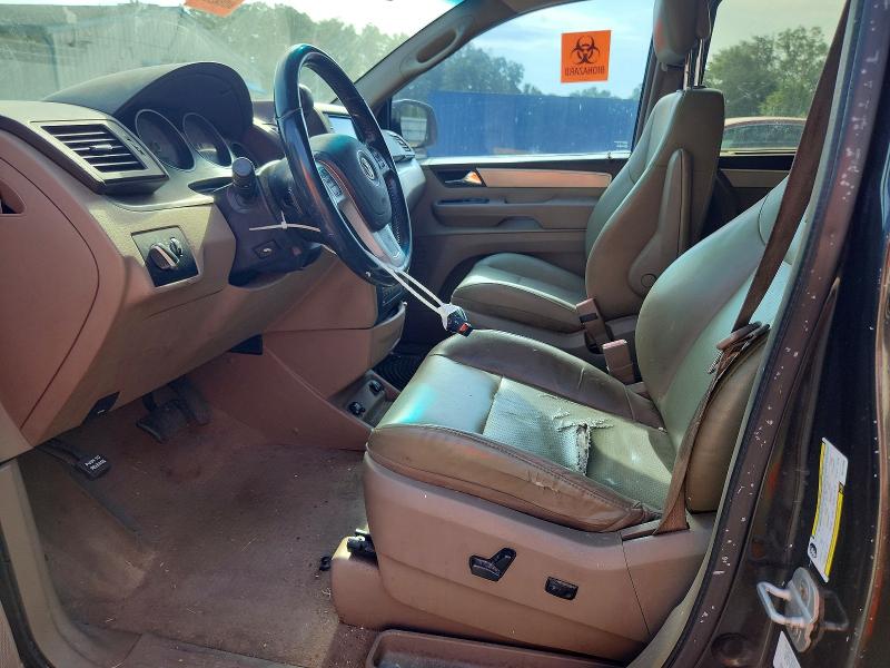 2011 Volkswagen Routan VIN 2V4RW3DG8BR717680 COPART salvage auction — MINOR DENT/SCRATCHES, Fl - Certificate Of Title, sold $125 on 2026-07-31 (photo 7)