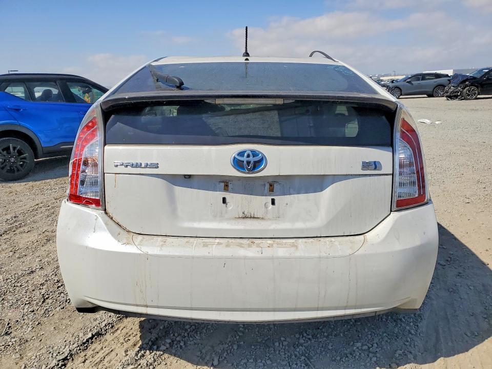 2015 Toyota Prius VIN JTDKN3DU5F0398601 COPART salvage auction — ROLLOVER, Salvage Title, sold $550 on 2026-07-17 (photo 6)