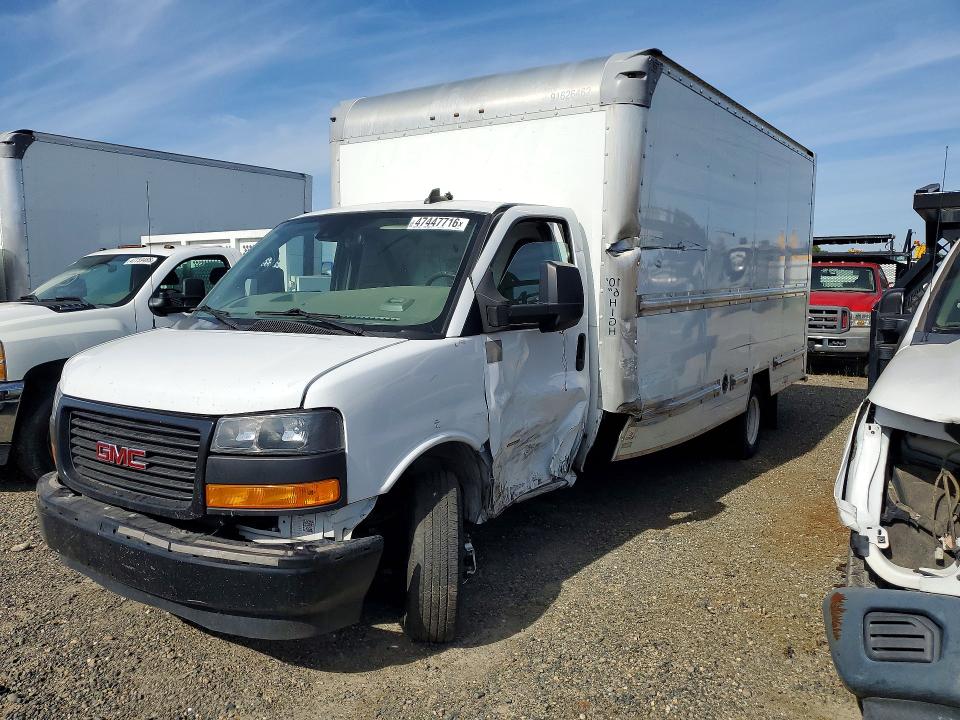 2022 Gmc Savana VIN 7GZ37TC73NN006360 COPART salvage auction — SIDE, CA - SALVAGE CERTIFICATE, sold $3,350 on 2026-07-08 (photo 1)