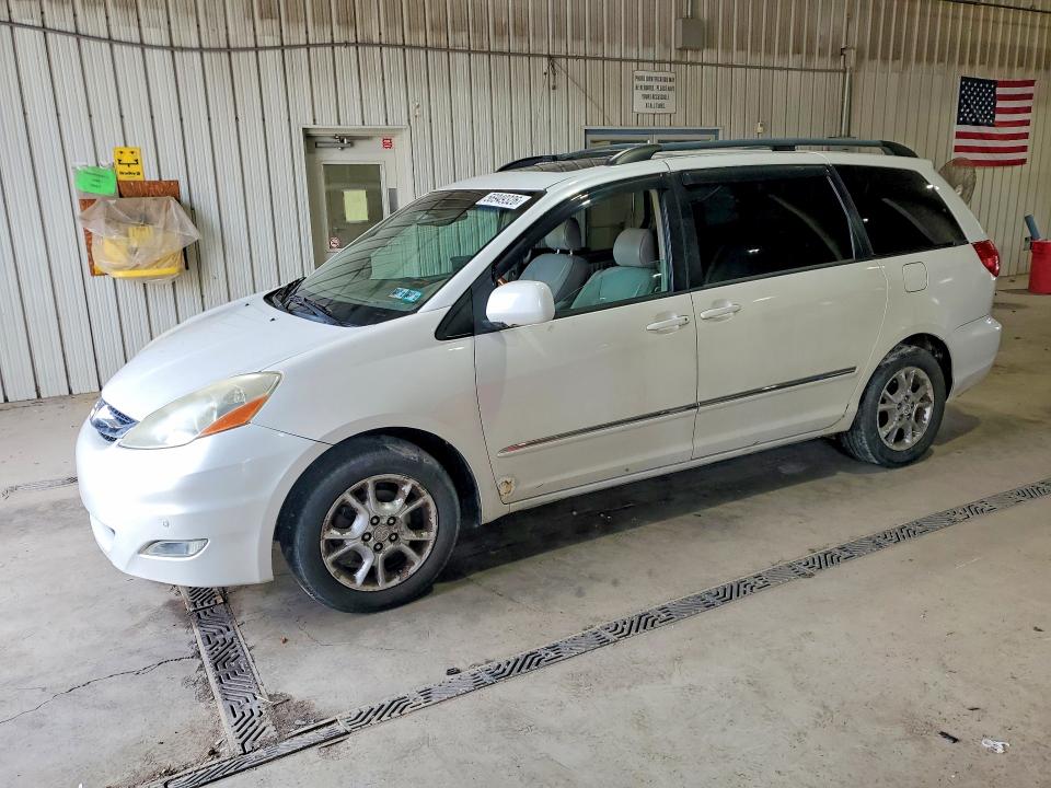 2006 Toyota Sienna VIN 5TDBA22CX6S061810 COPART salvage auction — MECHANICAL, PA - CERT OF TITLE, sold $1,400 on 2026-07-02 (photo 1)