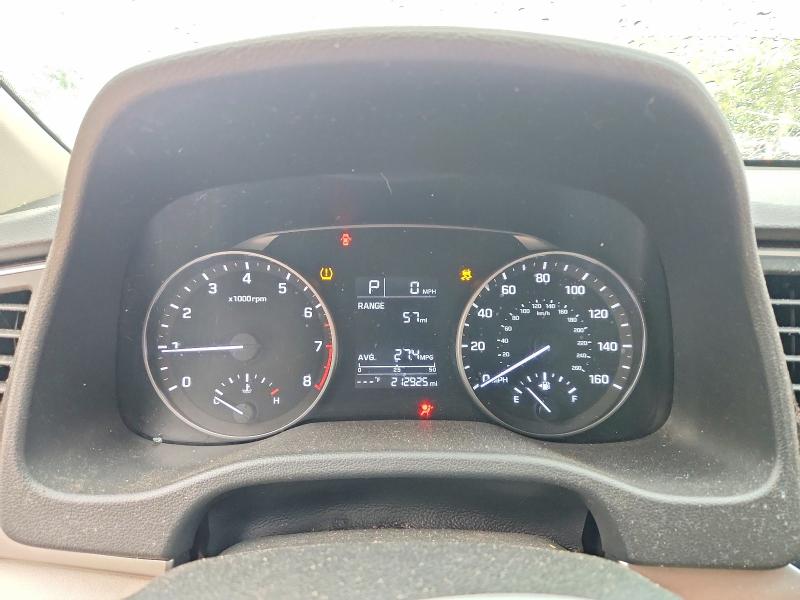 2017 Hyundai Elantra VIN KMHD84LF1HU224931 COPART salvage auction — SIDE, Nc - Dealer Only Clean Title, sold $900 on 2026-07-06 (photo 9)