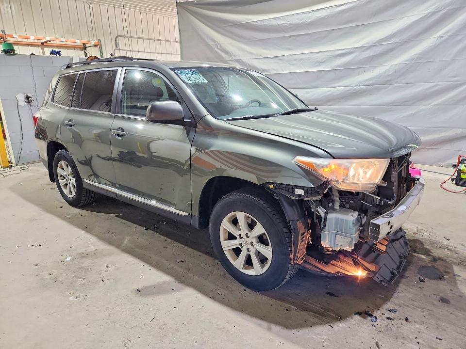 2012 Toyota Highlander VIN 5TDBK3EH0CS119137 COPART salvage auction — FRONT END, Nh - Cert Of Title-Salvage, sold $2,100 on 2026-07-28 (photo 4)