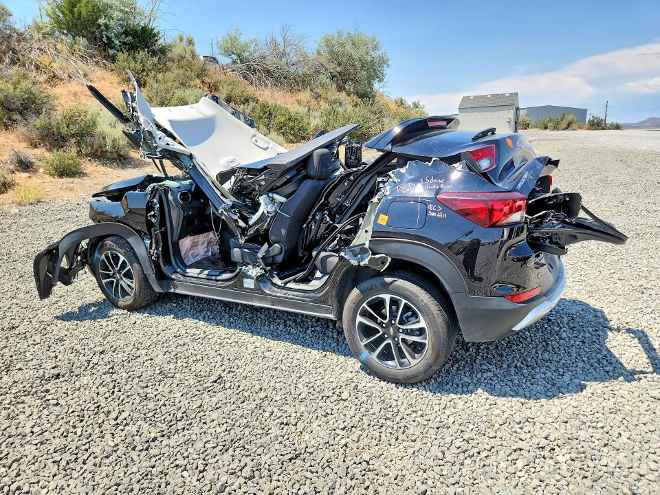 2025 Chevrolet Trailblazer VIN KL79MPSL2SB200815 COPART salvage auction — ROLLOVER, NV - NON-REPAIRABLE VEHICLE CERT, sold $100 on 2026-07-16 (photo 2)