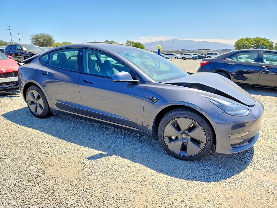 2022 Tesla Model 3 VIN 5YJ3E1EB2NF167192 COPART salvage auction — REAR END, Salvage Title, sold $250 on 2026-07-21 (photo 4)