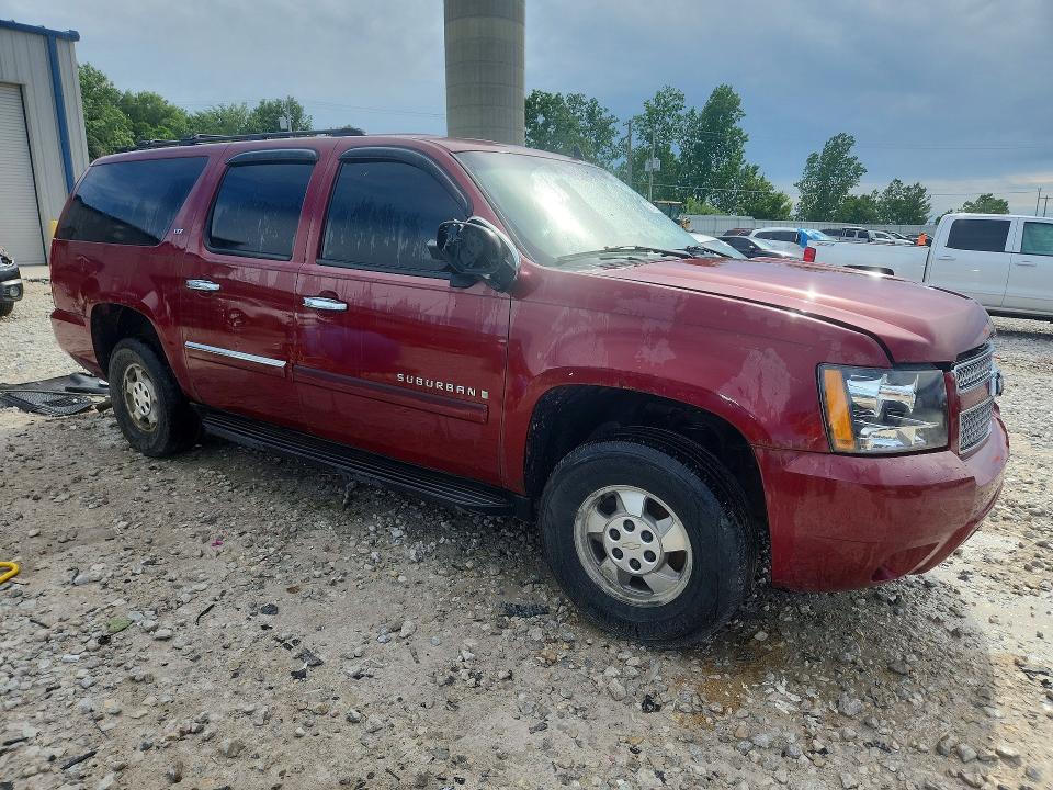 2007 Chevrolet Suburban VIN 1GNFK16367J267778 COPART salvage auction — VANDALISM, Mi - Certificate Of Title, sold $525 on 2026-07-09 (photo 4)