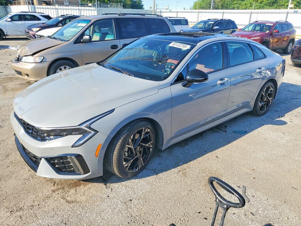 2025 Kia K5 VIN KNAG64J75S5390077 — COPART salvage auction photo